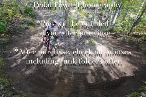 20250927FALLEPIC82-4-3799