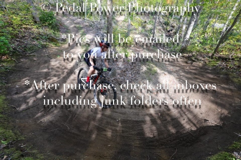 20250927FALLEPIC82-4-3800