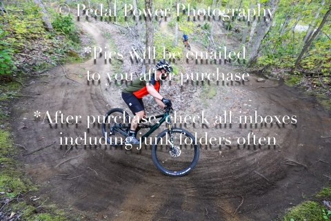 20250927FALLEPIC82-4-3824