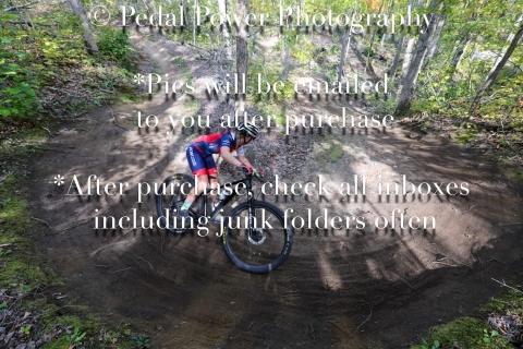 20250927FALLEPIC82-4-3852