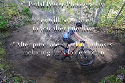 20250927FALLEPIC82-4-3865