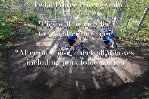 20250927FALLEPIC82-4-3921