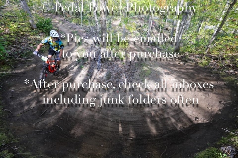 20250927FALLEPIC82-4-3926