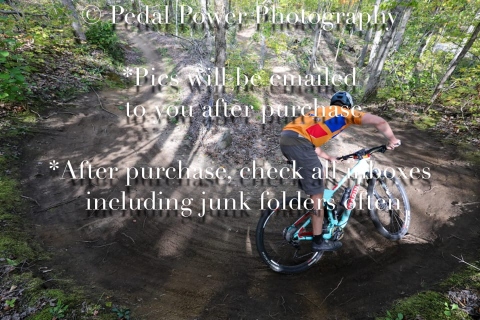 20250927FALLEPIC82-4-3938