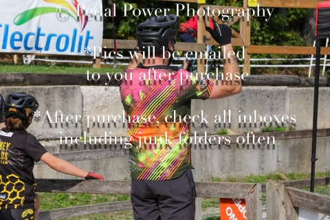 20250927FALLEPIC82-4-4455