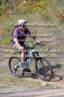 20250927FALLEPIC82-4-4627