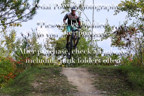 20250927FALLEPIC82-4-4663-2